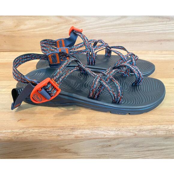 NWT Black /Red  Z/VOLV X2 Chaco Sandals Summer, Outdoorsy,Women 11 - Picture 1 of 8
